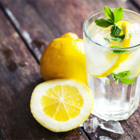 Foto av vatten med citron 2
