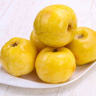 Fotografie nasiaknutých jabĺk 3