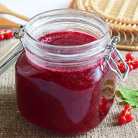 Photo of red currant jam 5