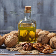 Photo of walnut oil 5