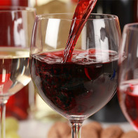 Zdjęcie czerwonego wina