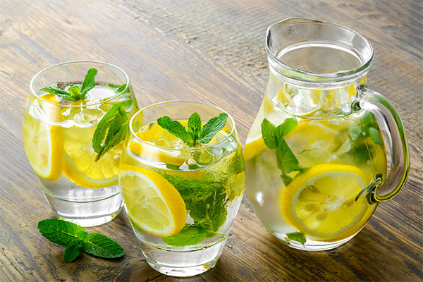 Ako vyrobiť citrónovú vodu