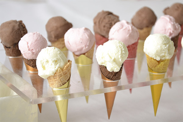 Cum să alegeți înghețată adevărată