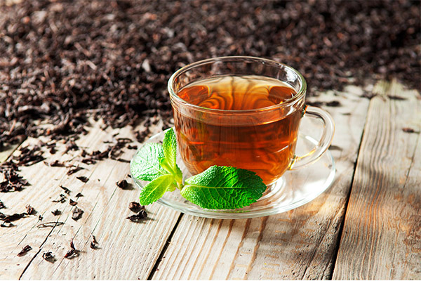 فوائد ومضار الشاي الأسود