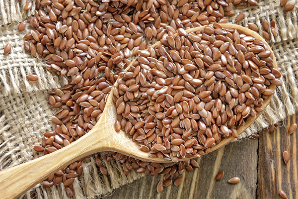 The use of flax seeds in folk medicine