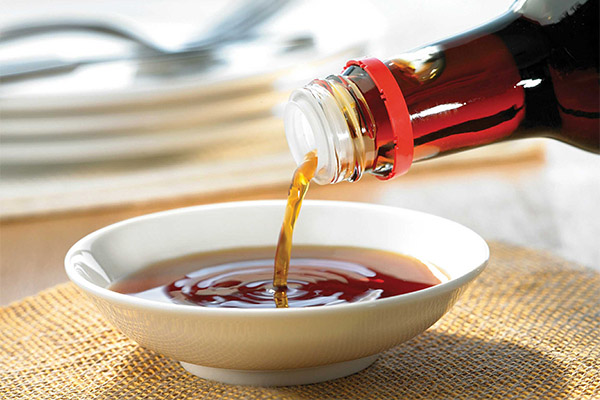 The use of soy sauce in cooking