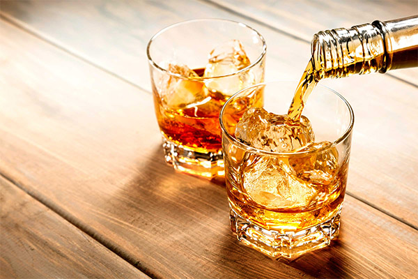 Hvordan drikke whisky