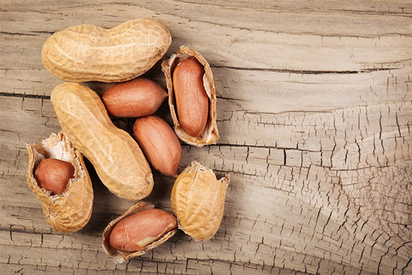 Výhody a poškození arašídů
