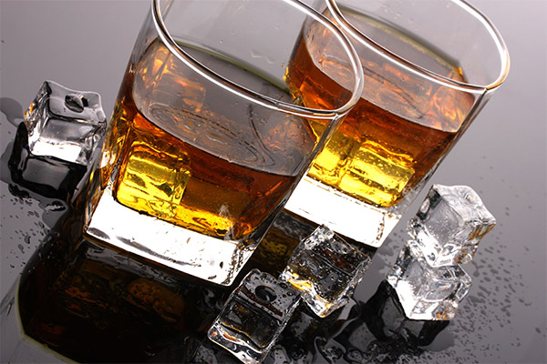 Vad är skillnaden mellan whisky och konjak