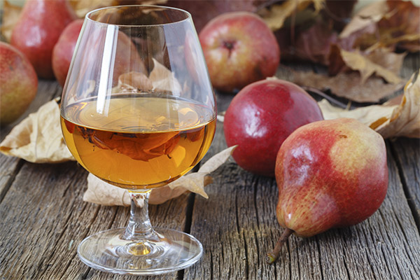 Hvordan man fremstiller pæresaftvin