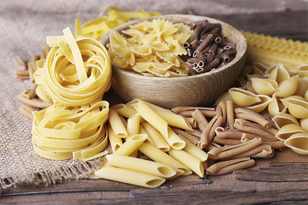 Hur man väljer och lagrar pasta