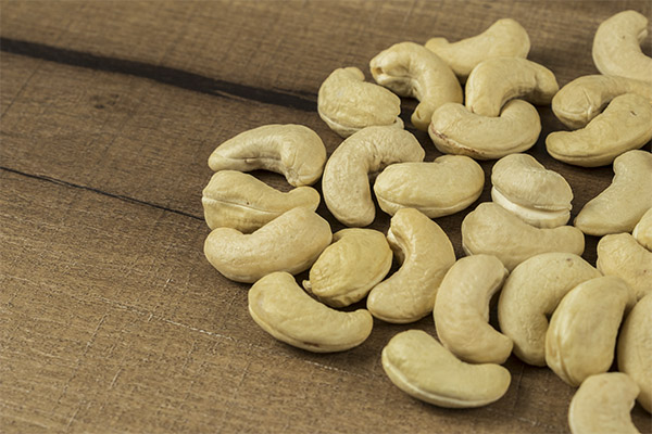 Sådan vælges og opbevares cashewnødder