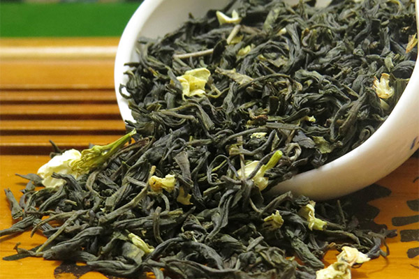 أفضل أنواع الشاي الأخضر بالياسمين
