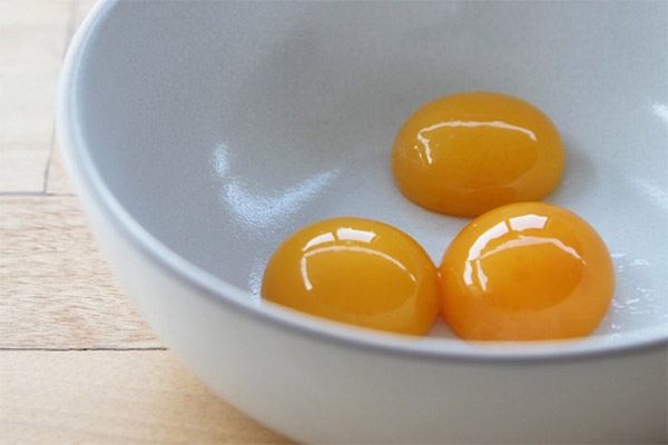 Je li moguće davati sirova jaja životinjama