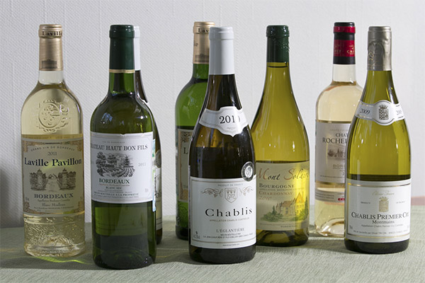 تصنيف النبيذ الأبيض الجاف