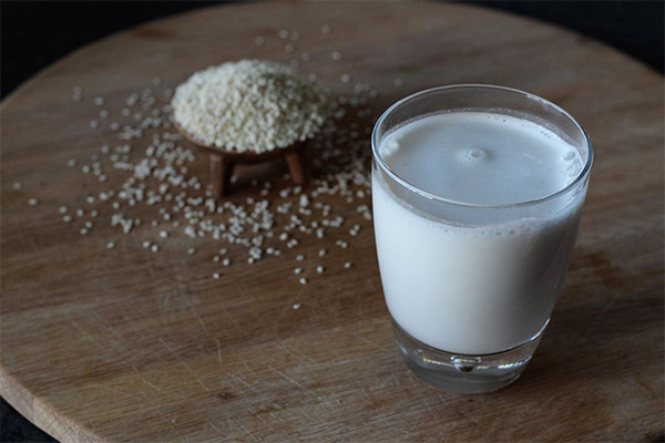 Co jest przydatne mleko sezamowe