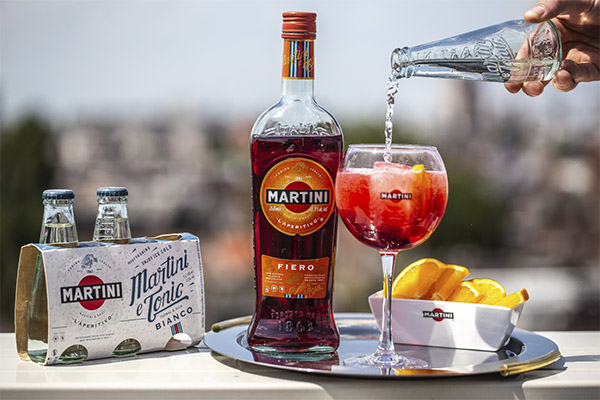 Martini nasıl içilir
