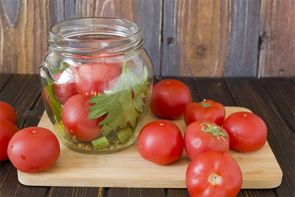 Hur man lagar saltade tomater