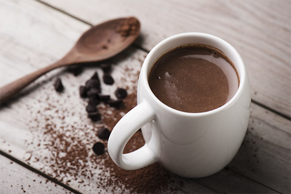 Výhody a poškození horké čokolády