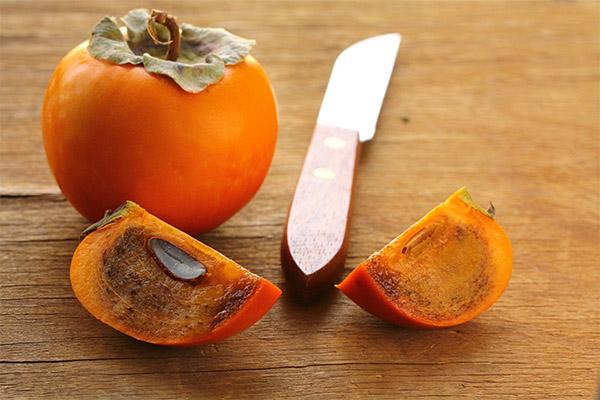 Fordelene og skadene ved persimmoner