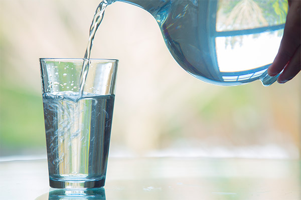 Die Vor- und Nachteile von Mineralwasser