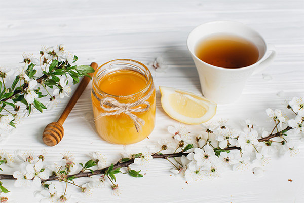 Te med honung i medicin