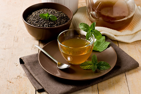 Comment infuser du thé à la menthe