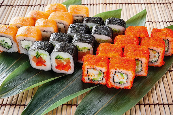 Sushi och rullar