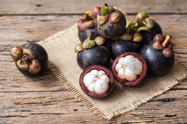 The benefits and harms of mangosteen