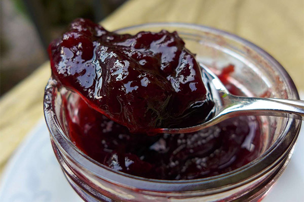 How to Cook Thorn Jam