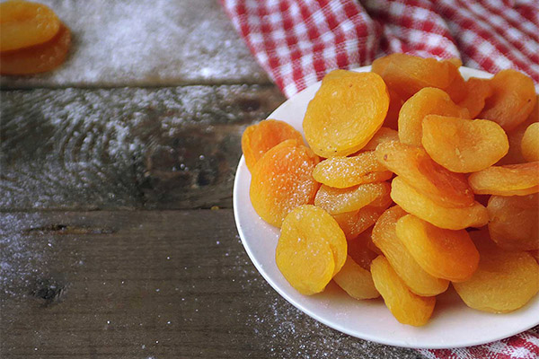 Hva kan lages av tørkede aprikoser